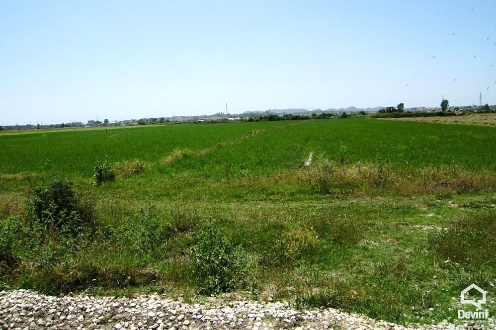 Durres For Sale Land  Is located in the 7-km of the highway Tirana-Durres. Industrial Land industri